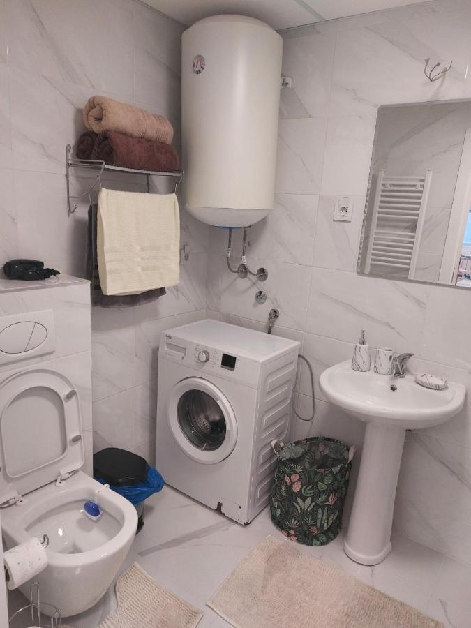 Skopje Family Business Apartment Eksteriør billede